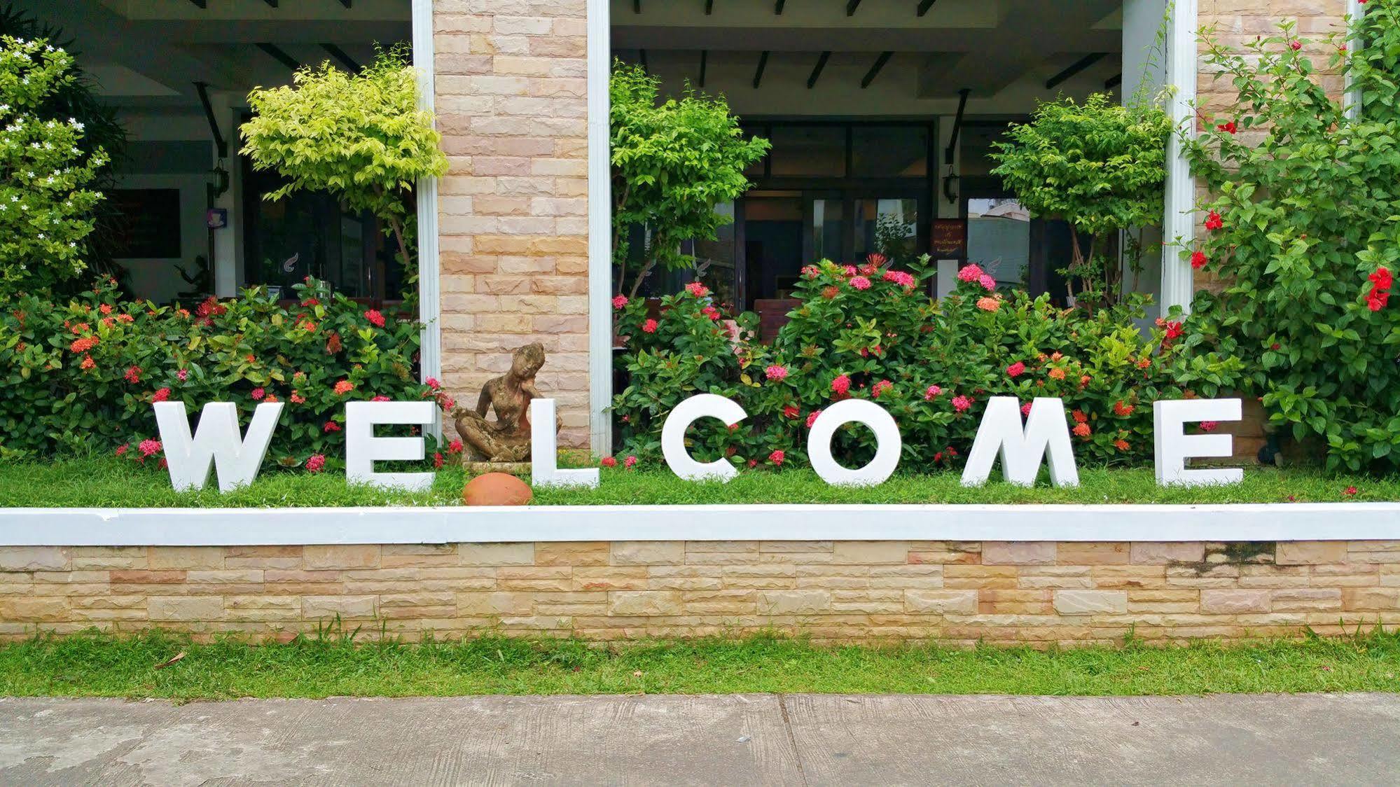 Nana Buri Hotel Chumphon Εξωτερικό φωτογραφία