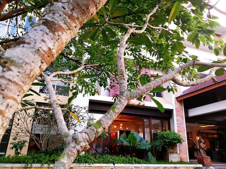 Nana Buri Hotel Chumphon Εξωτερικό φωτογραφία
